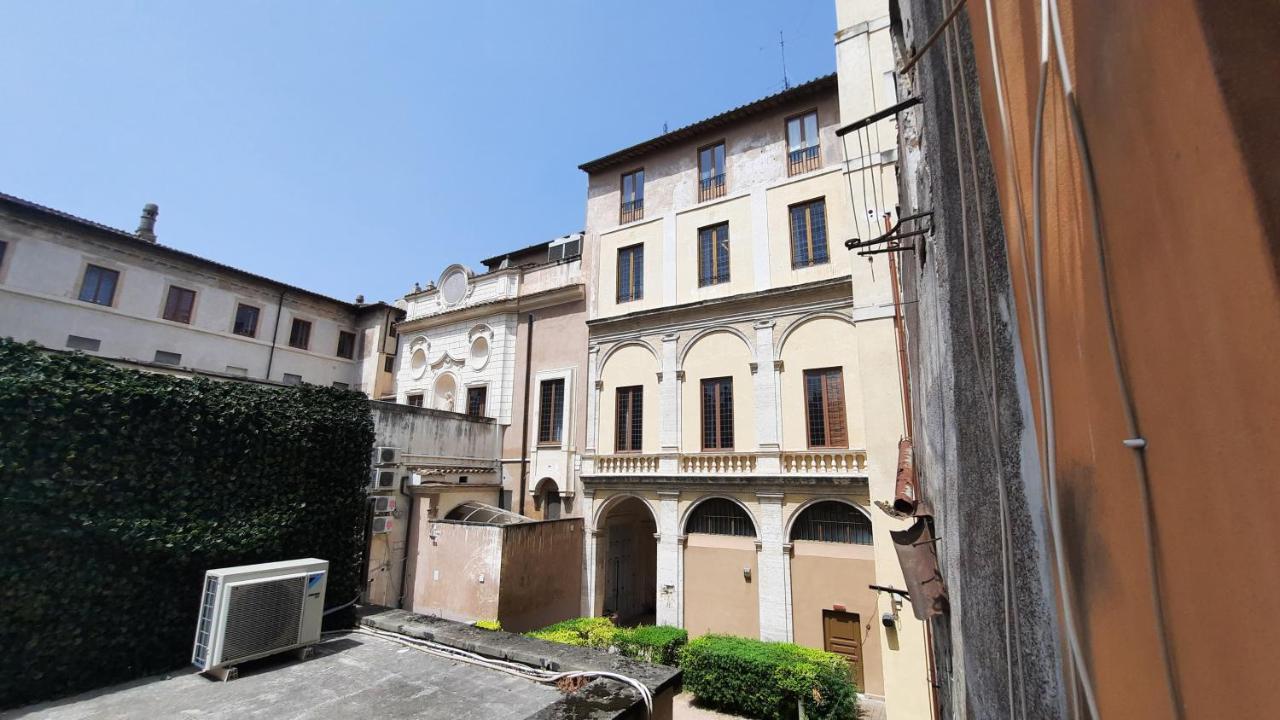 Апартаменти Campo De Fiori - Casa Pettinari 78 Рим Екстер'єр фото
